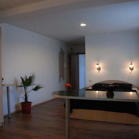 קלוז'-נאפוקה Lucas 10 Apartments מראה חיצוני תמונה