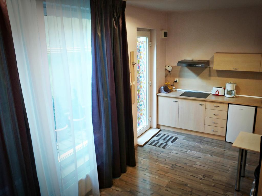 קלוז'-נאפוקה Lucas 10 Apartments מראה חיצוני תמונה