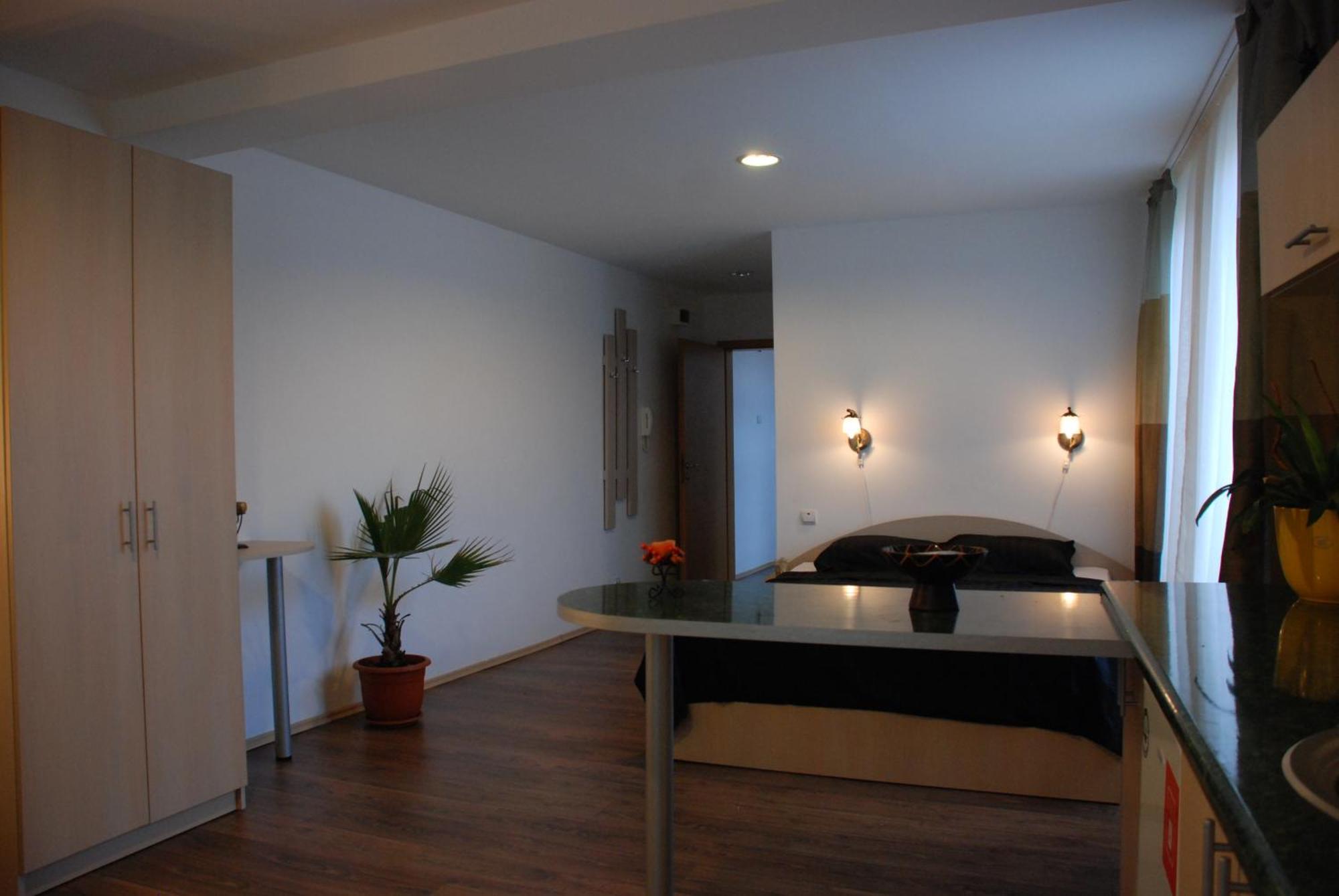 קלוז'-נאפוקה Lucas 10 Apartments מראה חיצוני תמונה